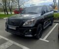 Черный Лексус ЛХ, объемом двигателя 5.7 л и пробегом 245 тыс. км за 21000 $, фото 1 на Automoto.ua