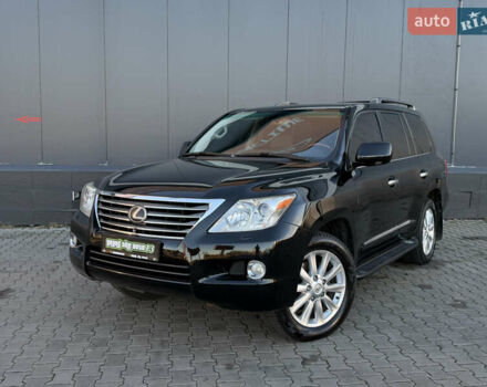 Черный Лексус ЛХ, объемом двигателя 5.69 л и пробегом 160 тыс. км за 26990 $, фото 1 на Automoto.ua