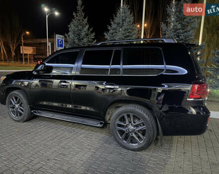 Черный Лексус ЛХ, объемом двигателя 5.7 л и пробегом 267 тыс. км за 23800 $, фото 9 на Automoto.ua