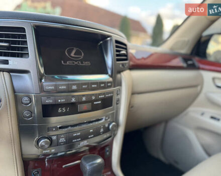 Чорний Лексус ЛХ, об'ємом двигуна 5.7 л та пробігом 233 тис. км за 21900 $, фото 33 на Automoto.ua