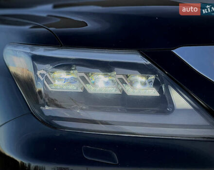 Черный Лексус ЛХ, объемом двигателя 5.7 л и пробегом 252 тыс. км за 25999 $, фото 18 на Automoto.ua