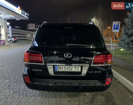 Черный Лексус ЛХ, объемом двигателя 5.7 л и пробегом 267 тыс. км за 23800 $, фото 7 на Automoto.ua