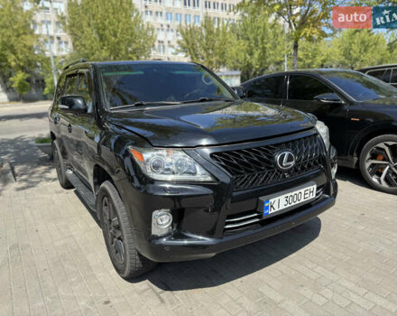 Черный Лексус ЛХ, объемом двигателя 5.7 л и пробегом 280 тыс. км за 23900 $, фото 1 на Automoto.ua