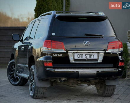 Черный Лексус ЛХ, объемом двигателя 5.7 л и пробегом 252 тыс. км за 25999 $, фото 23 на Automoto.ua