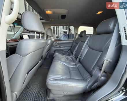 Черный Лексус ЛХ, объемом двигателя 5.7 л и пробегом 252 тыс. км за 25999 $, фото 66 на Automoto.ua