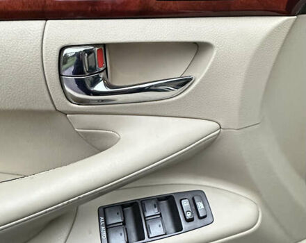 Черный Лексус ЛХ, объемом двигателя 5.66 л и пробегом 263 тыс. км за 19999 $, фото 46 на Automoto.ua