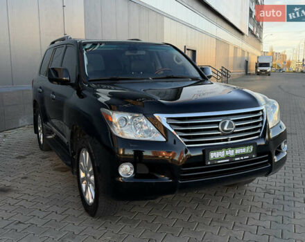 Черный Лексус ЛХ, объемом двигателя 5.69 л и пробегом 160 тыс. км за 26990 $, фото 7 на Automoto.ua