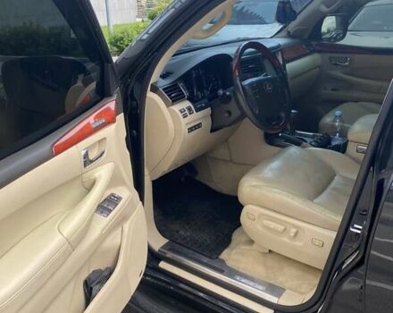 Черный Лексус ЛХ, объемом двигателя 5.69 л и пробегом 235 тыс. км за 23000 $, фото 9 на Automoto.ua