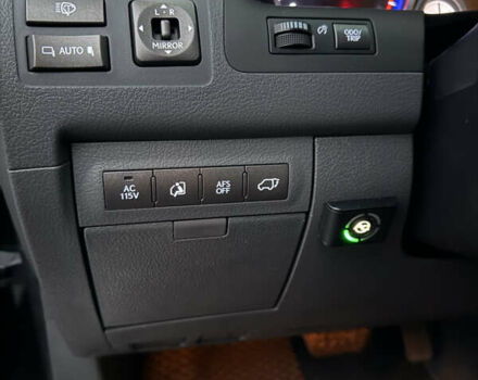 Чорний Лексус ЛХ, об'ємом двигуна 5.66 л та пробігом 350 тис. км за 23200 $, фото 12 на Automoto.ua