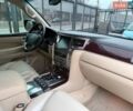 Черный Лексус ЛХ, объемом двигателя 5.7 л и пробегом 260 тыс. км за 19999 $, фото 1 на Automoto.ua
