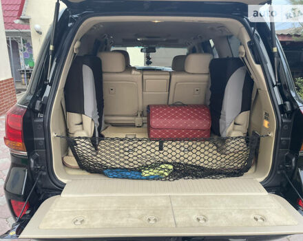 Чорний Лексус ЛХ, об'ємом двигуна 5.7 л та пробігом 172 тис. км за 25000 $, фото 13 на Automoto.ua