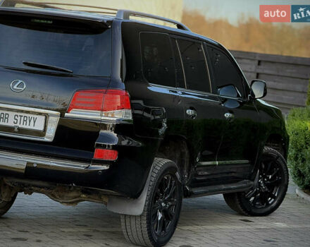 Черный Лексус ЛХ, объемом двигателя 5.7 л и пробегом 252 тыс. км за 25999 $, фото 34 на Automoto.ua