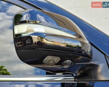 Черный Лексус ЛХ, объемом двигателя 5.66 л и пробегом 462 тыс. км за 21990 $, фото 23 на Automoto.ua