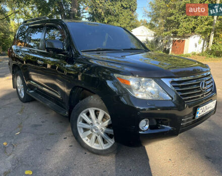 Черный Лексус ЛХ, объемом двигателя 5.66 л и пробегом 197 тыс. км за 24950 $, фото 4 на Automoto.ua