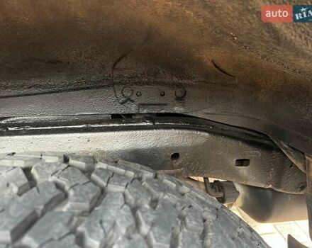 Черный Лексус ЛХ, объемом двигателя 5.66 л и пробегом 234 тыс. км за 34999 $, фото 30 на Automoto.ua