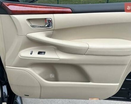 Чорний Лексус ЛХ, об'ємом двигуна 5.66 л та пробігом 74 тис. км за 39400 $, фото 33 на Automoto.ua