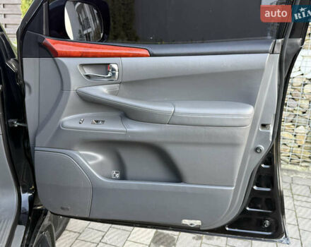 Черный Лексус ЛХ, объемом двигателя 5.7 л и пробегом 252 тыс. км за 25999 $, фото 46 на Automoto.ua