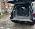 Черный Лексус ЛХ, объемом двигателя 5.66 л и пробегом 300 тыс. км за 24000 $, фото 8 на Automoto.ua