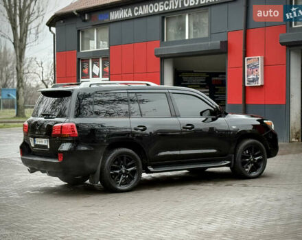 Черный Лексус ЛХ, объемом двигателя 5.7 л и пробегом 220 тыс. км за 28500 $, фото 7 на Automoto.ua