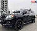 Чорний Лексус ЛХ, об'ємом двигуна 5.7 л та пробігом 307 тис. км за 22999 $, фото 2 на Automoto.ua
