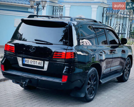 Черный Лексус ЛХ, объемом двигателя 5.66 л и пробегом 240 тыс. км за 19999 $, фото 13 на Automoto.ua