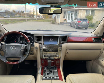 Чорний Лексус ЛХ, об'ємом двигуна 5.7 л та пробігом 233 тис. км за 21900 $, фото 15 на Automoto.ua
