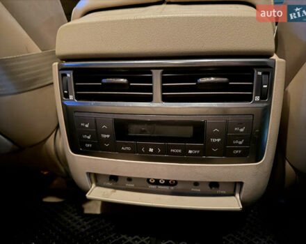 Черный Лексус ЛХ, объемом двигателя 5.7 л и пробегом 267 тыс. км за 23800 $, фото 28 на Automoto.ua