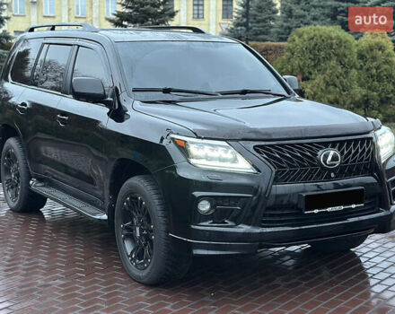 Чорний Лексус ЛХ, об'ємом двигуна 5.66 л та пробігом 262 тис. км за 18999 $, фото 8 на Automoto.ua