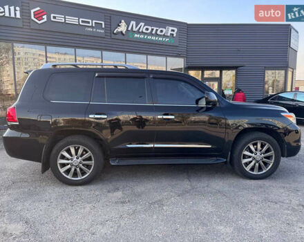 Черный Лексус ЛХ, объемом двигателя 5.66 л и пробегом 200 тыс. км за 25999 $, фото 8 на Automoto.ua