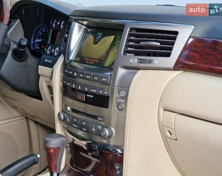 Черный Лексус ЛХ, объемом двигателя 5.66 л и пробегом 462 тыс. км за 21990 $, фото 47 на Automoto.ua