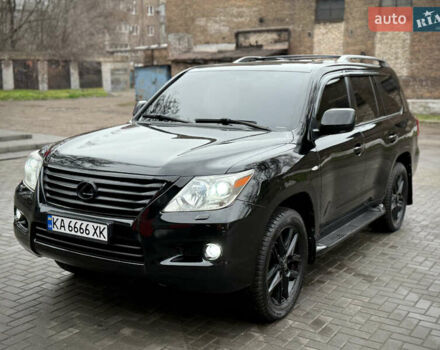 Черный Лексус ЛХ, объемом двигателя 5.7 л и пробегом 220 тыс. км за 28500 $, фото 15 на Automoto.ua