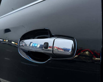 Чорний Лексус ЛХ, об'ємом двигуна 5.66 л та пробігом 350 тис. км за 23200 $, фото 9 на Automoto.ua