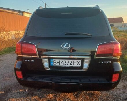 Черный Лексус ЛХ, объемом двигателя 5 л и пробегом 250 тыс. км за 23000 $, фото 1 на Automoto.ua