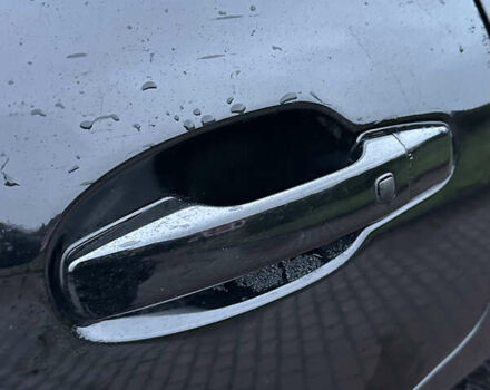 Чорний Лексус ЛХ, об'ємом двигуна 5.66 л та пробігом 262 тис. км за 18999 $, фото 49 на Automoto.ua