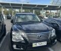 Черный Лексус ЛХ, объемом двигателя 5.66 л и пробегом 263 тыс. км за 23000 $, фото 1 на Automoto.ua