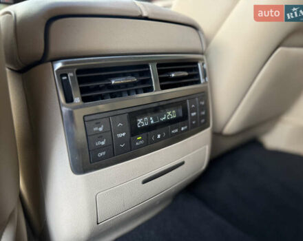 Чорний Лексус ЛХ, об'ємом двигуна 5.7 л та пробігом 233 тис. км за 21900 $, фото 20 на Automoto.ua