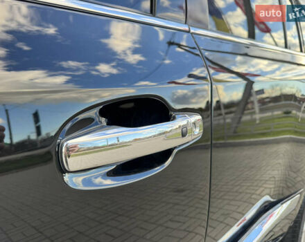 Чорний Лексус ЛХ, об'ємом двигуна 5.7 л та пробігом 233 тис. км за 21900 $, фото 10 на Automoto.ua