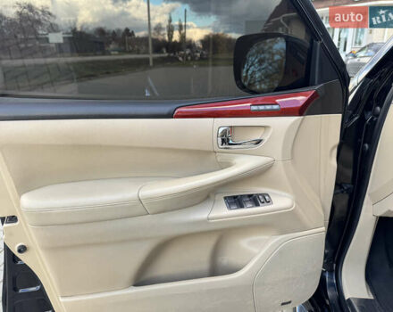 Чорний Лексус ЛХ, об'ємом двигуна 5.7 л та пробігом 233 тис. км за 21900 $, фото 11 на Automoto.ua