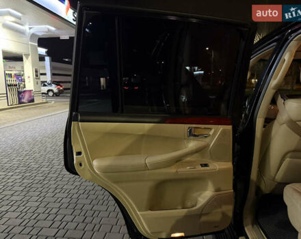 Черный Лексус ЛХ, объемом двигателя 5.7 л и пробегом 267 тыс. км за 23800 $, фото 23 на Automoto.ua