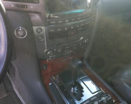 Черный Лексус ЛХ, объемом двигателя 0 л и пробегом 333 тыс. км за 27000 $, фото 7 на Automoto.ua