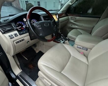Чорний Лексус ЛХ, об'ємом двигуна 5.7 л та пробігом 262 тис. км за 19999 $, фото 8 на Automoto.ua