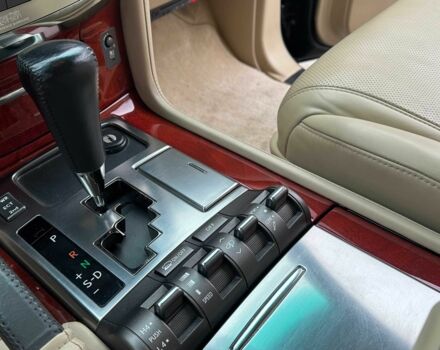 Чорний Лексус ЛХ, об'ємом двигуна 5.7 л та пробігом 74 тис. км за 39400 $, фото 12 на Automoto.ua