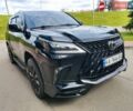 Черный Лексус ЛХ, объемом двигателя 5.7 л и пробегом 370 тыс. км за 31000 $, фото 1 на Automoto.ua