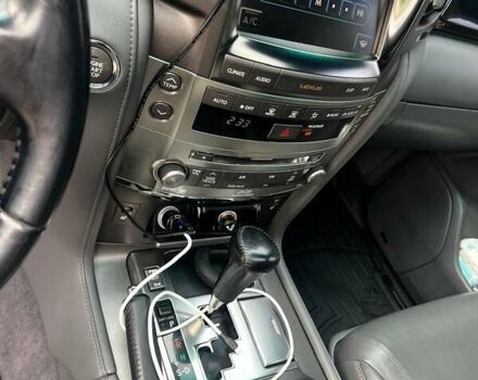 Черный Лексус ЛХ, объемом двигателя 5.66 л и пробегом 234 тыс. км за 34999 $, фото 20 на Automoto.ua