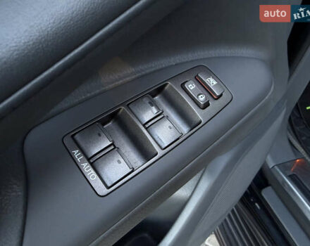 Черный Лексус ЛХ, объемом двигателя 5.69 л и пробегом 160 тыс. км за 26990 $, фото 73 на Automoto.ua