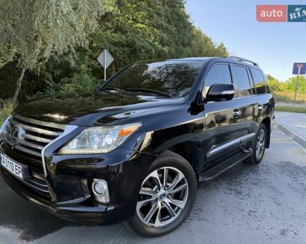 Черный Лексус ЛХ, объемом двигателя 5.7 л и пробегом 297 тыс. км за 26500 $, фото 2 на Automoto.ua