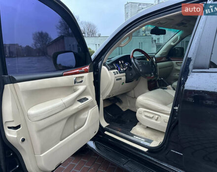 Чорний Лексус ЛХ, об'ємом двигуна 5.66 л та пробігом 262 тис. км за 18999 $, фото 18 на Automoto.ua