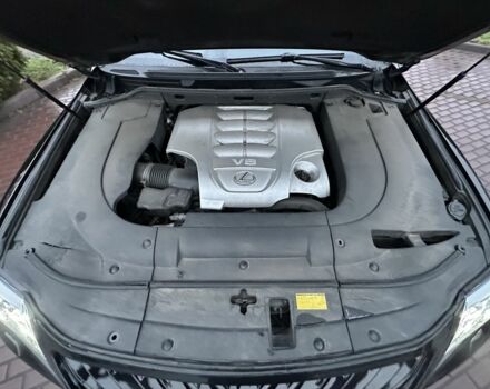 Чорний Лексус ЛХ, об'ємом двигуна 5.7 л та пробігом 262 тис. км за 19999 $, фото 23 на Automoto.ua