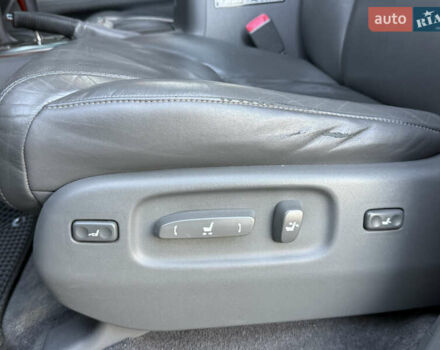 Черный Лексус ЛХ, объемом двигателя 5.7 л и пробегом 252 тыс. км за 25999 $, фото 75 на Automoto.ua