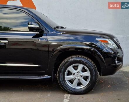 Черный Лексус ЛХ, объемом двигателя 5.66 л и пробегом 462 тыс. км за 21990 $, фото 21 на Automoto.ua